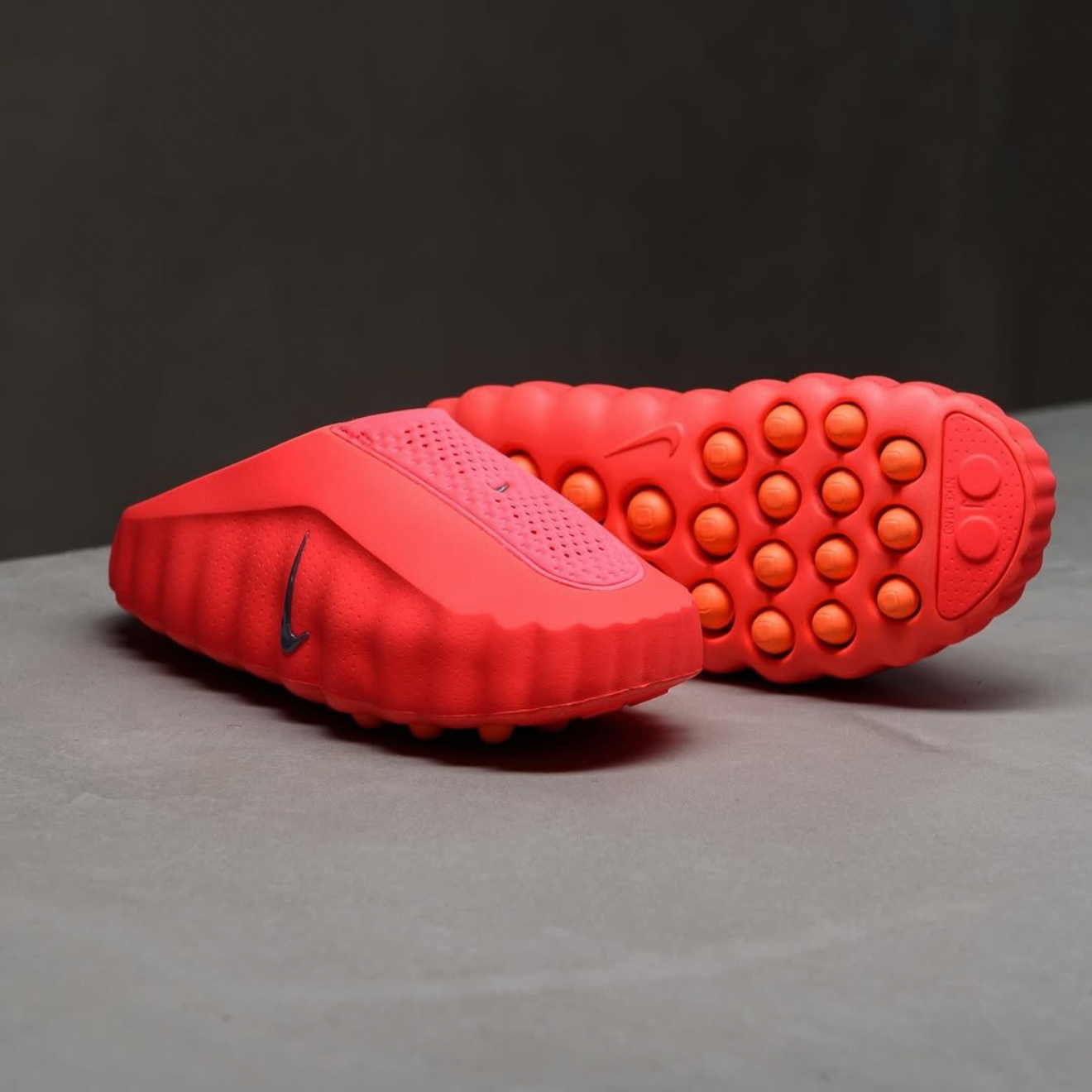 Nike Mind 001 Solar Red